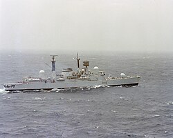HMS Coventry خلال التدريبات