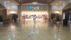 شركة بيلك (Belk): تاريخ وتطور سلسلة المتاجر الأمريكية